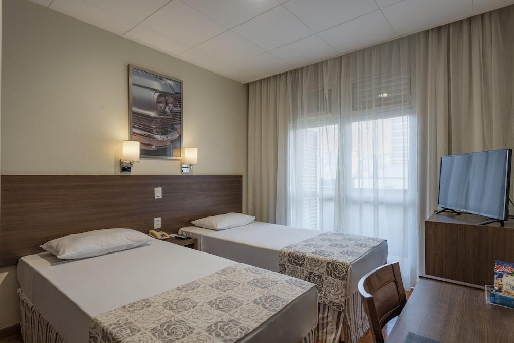 Monreale Express Ribeirao Preto Hotel Екстериор снимка